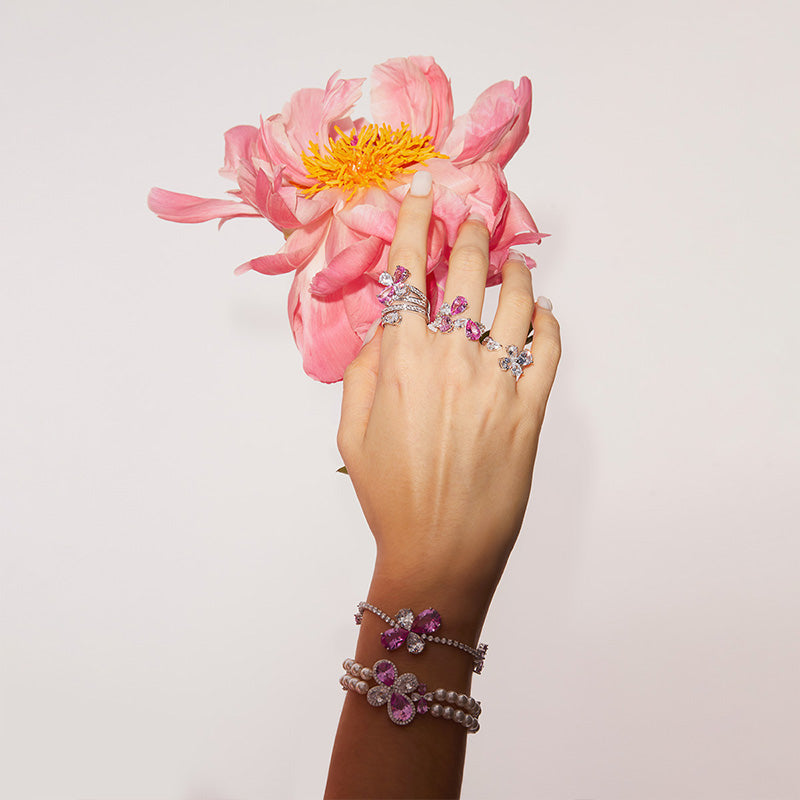 NJ Designger Flower Zircon Bracelet