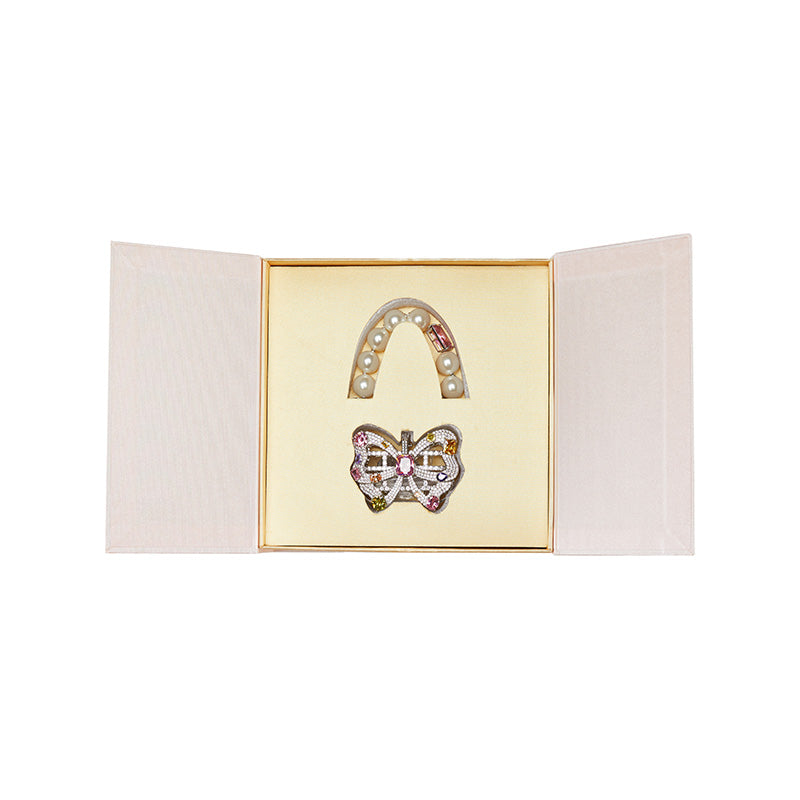 Hollow Out Butterfly Air pod Pearl Bag